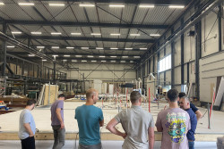 BEZOEK AAN TIMMERFABRIEK FRABRIEK VAN ROIJ