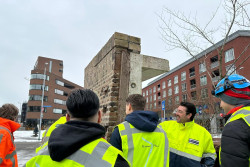 Bouwteam laat zich weer overal zien